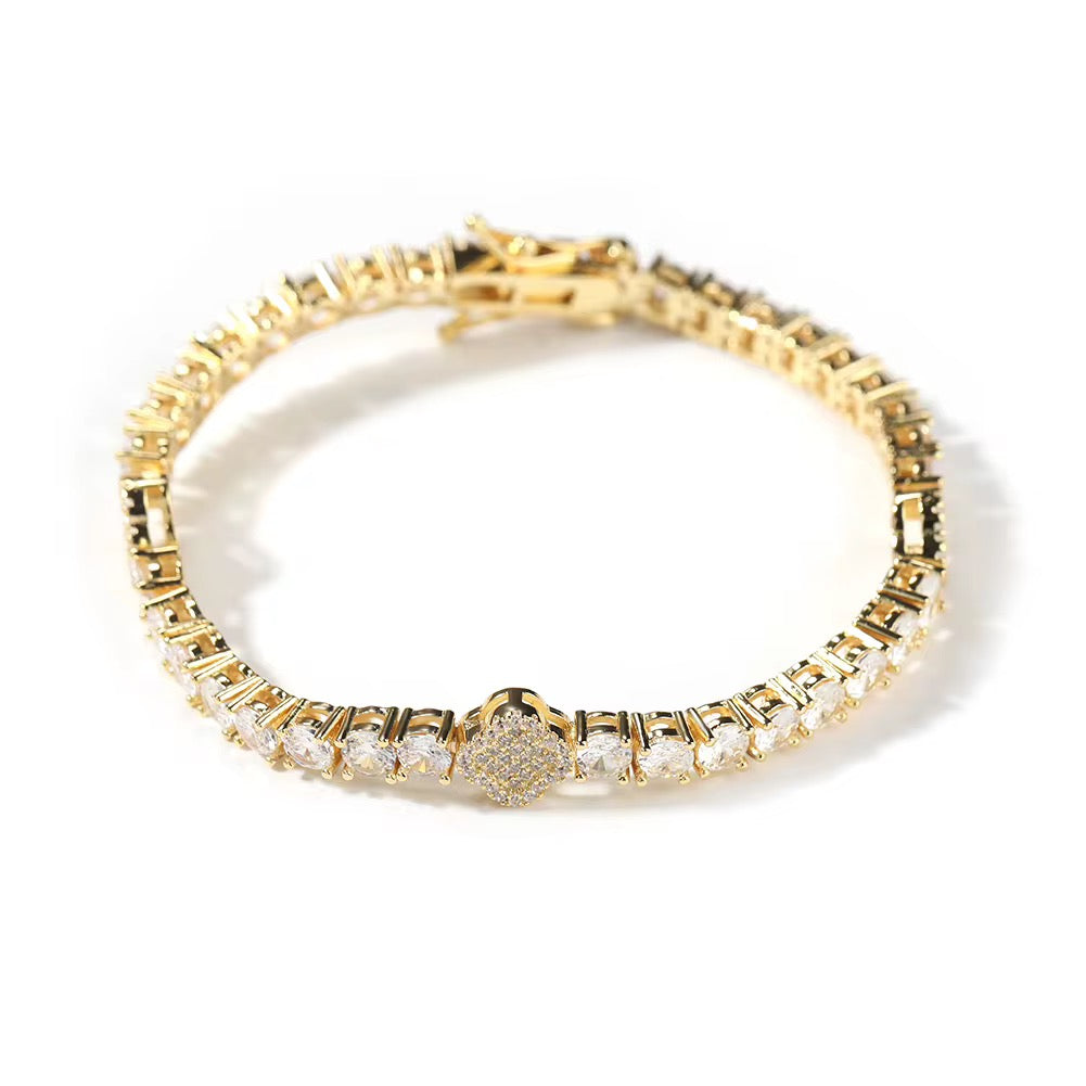 The Clove Bracelet